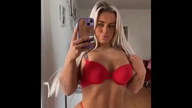 Jolie Becker Onlyfans Video Show Hot Body