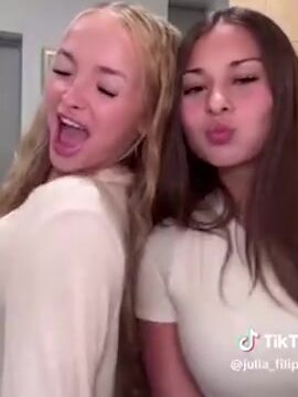 Julia Filippo and Sophie Rain Onlyfans Video Lesbian